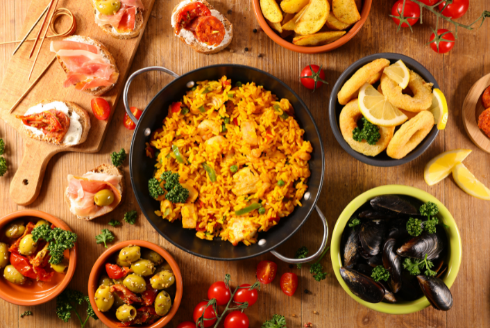 Lee más sobre el artículo España, cuarto destino gastronómico favorito para viajar este verano según la CNN
